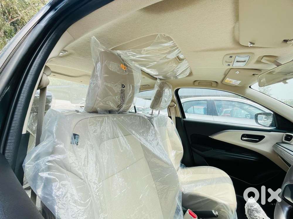 New Maruti Suzuki Dazzling Dzire Black Colour With Sunroof