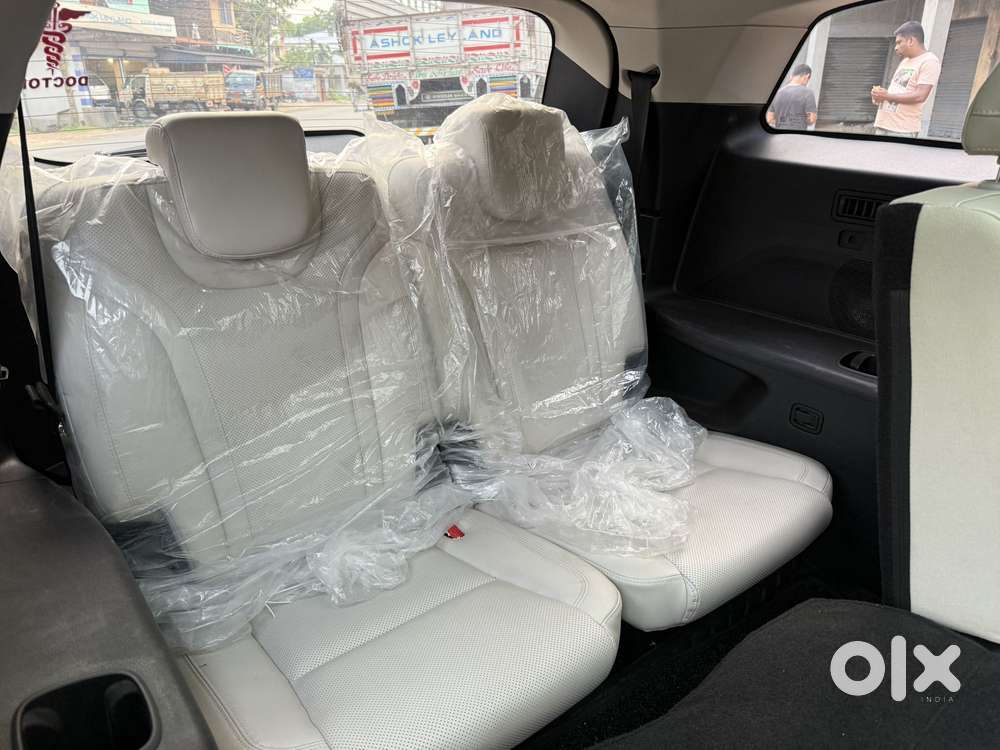 Mahindra Xuv700 2.2 Ax 7 Diesel At Luxury Pack Str, 2024, Diesel