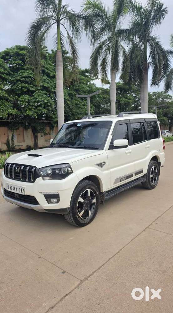 Mahindra Scorpio Classic 2.2 S 11 Mt 7 Str, 2022, Diesel