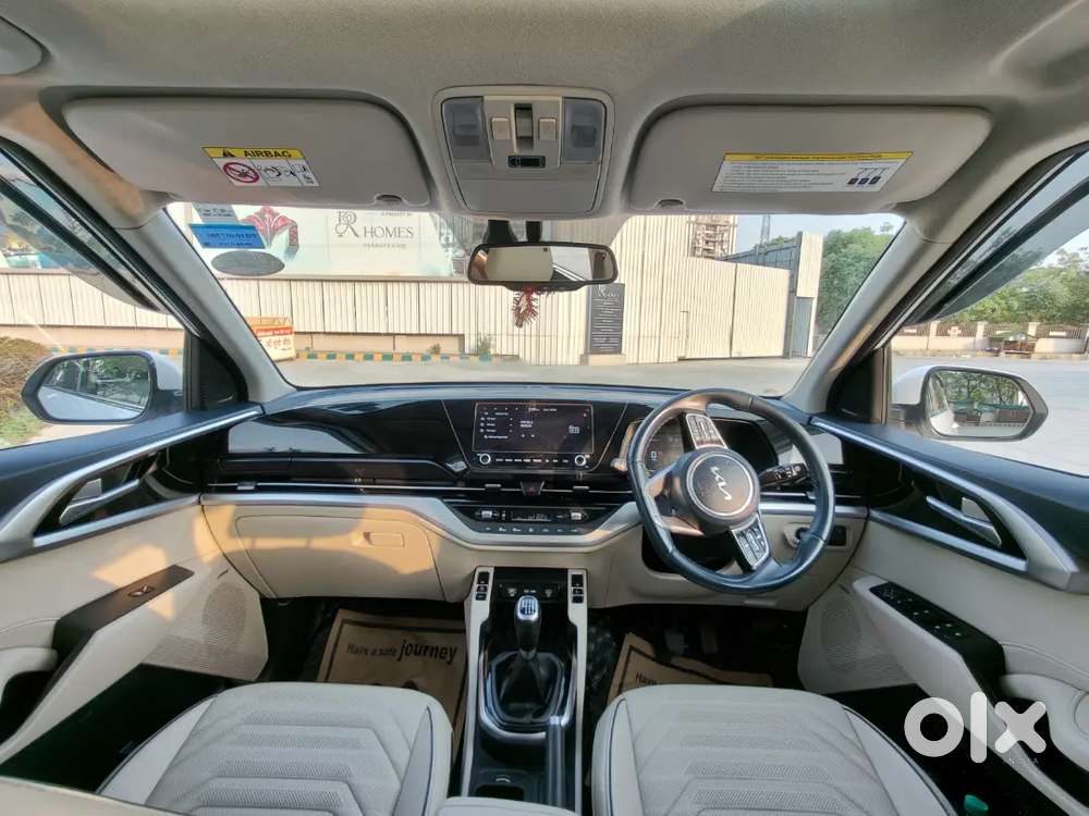 Kia Carens Luxury Plus 1.5 Turbo Imt (6 Seater) Top Model 2023