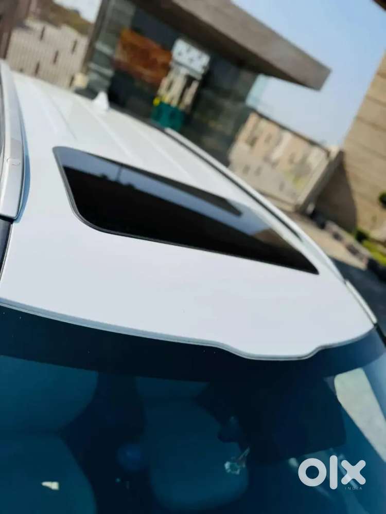 Kia Seltos Diesal Nit And Clean Condistion Just Tace And Drive