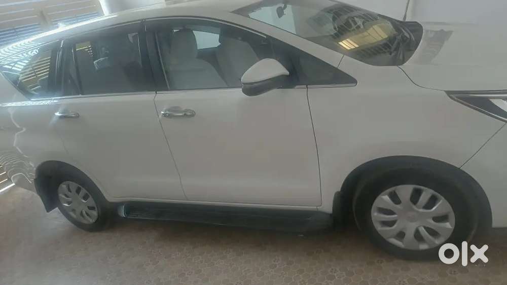 Toyota Innova Crysta 2024