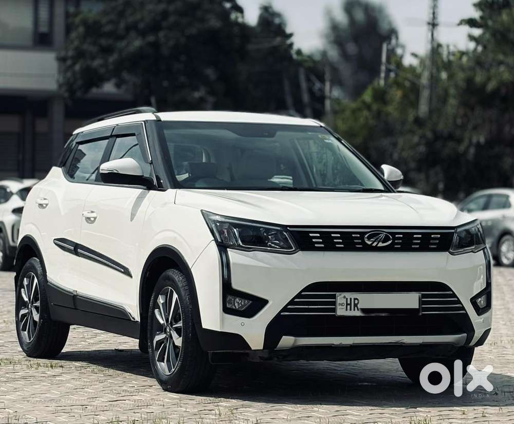 Mahindra Xuv300 W8, 2021, Petrol