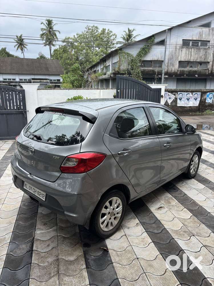 Tata Tiago 1.2 Revotron Xza, 2018, Petrol