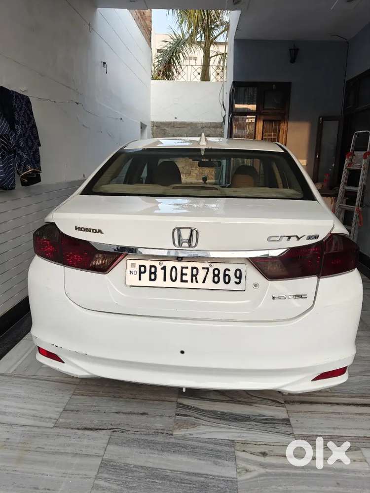 Honda City 2014 Diesel 152920 Km Driven Top Model  Sunroof Touch Scree