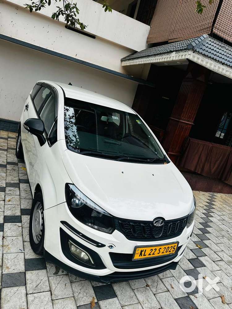 Mahindra Marazzo 2023 Taxi