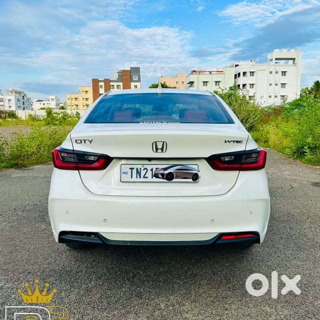Honda City 1.5 V 5th Gen I-vtec Mt, 2024, Petrol