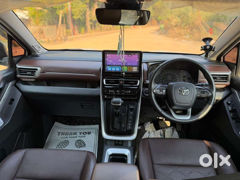 Toyota Innova Hycross 2.0 Zx (o) Hybrid 7 Str, 2023, Petrol