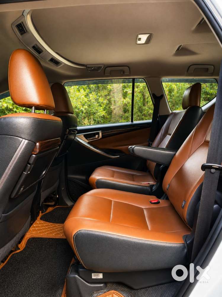 Toyota Innova Crysta 2.8 Zx At 7 Seater, 2018, Diesel