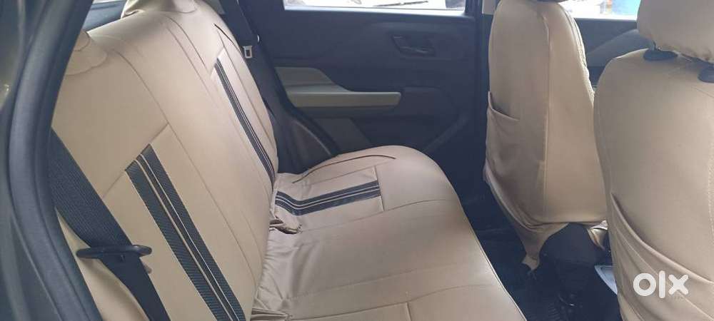 Tata Punch 1.2 Revotron Creative Dual Tone, 2022, Petrol