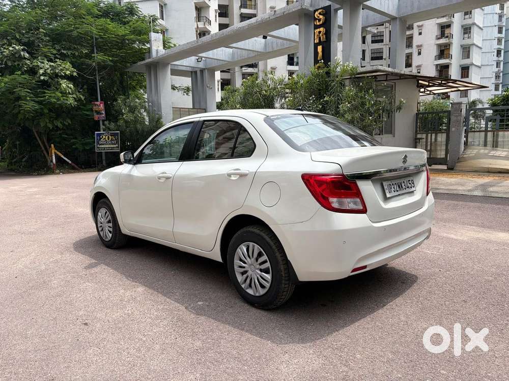 Maruti Suzuki Swift Dzire Vxi Optional, 2023, Petrol