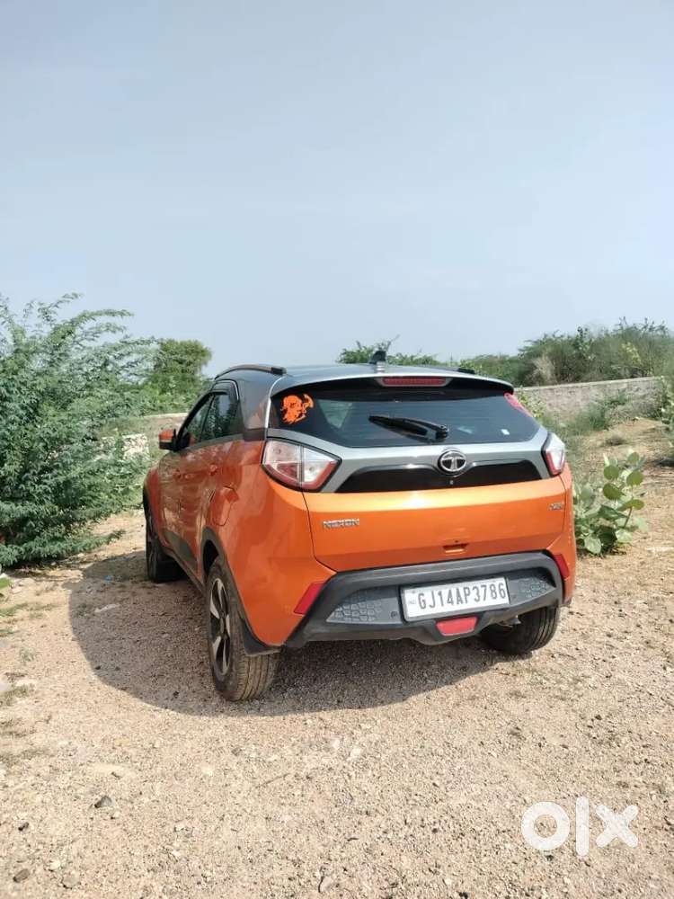 “doctor Owned Tata Nexon Xza 2017 – अच्छी कंडीशन, Genuine Deal”