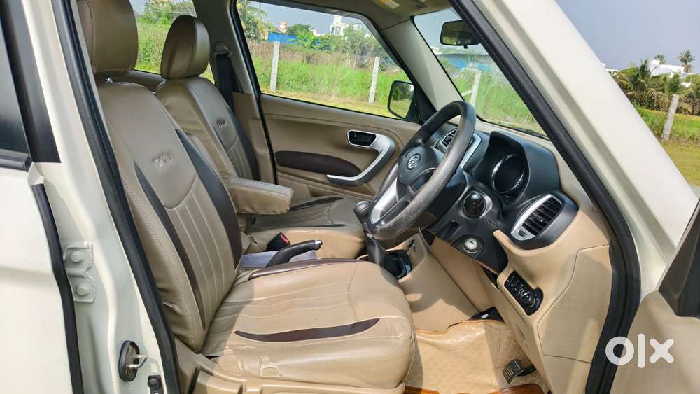 Mahindra Tuv 300 T8, 2016, Diesel