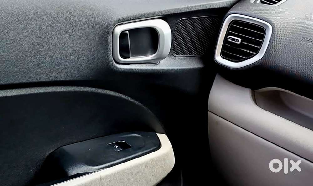 Hyundai Venue, 2025, Petrol