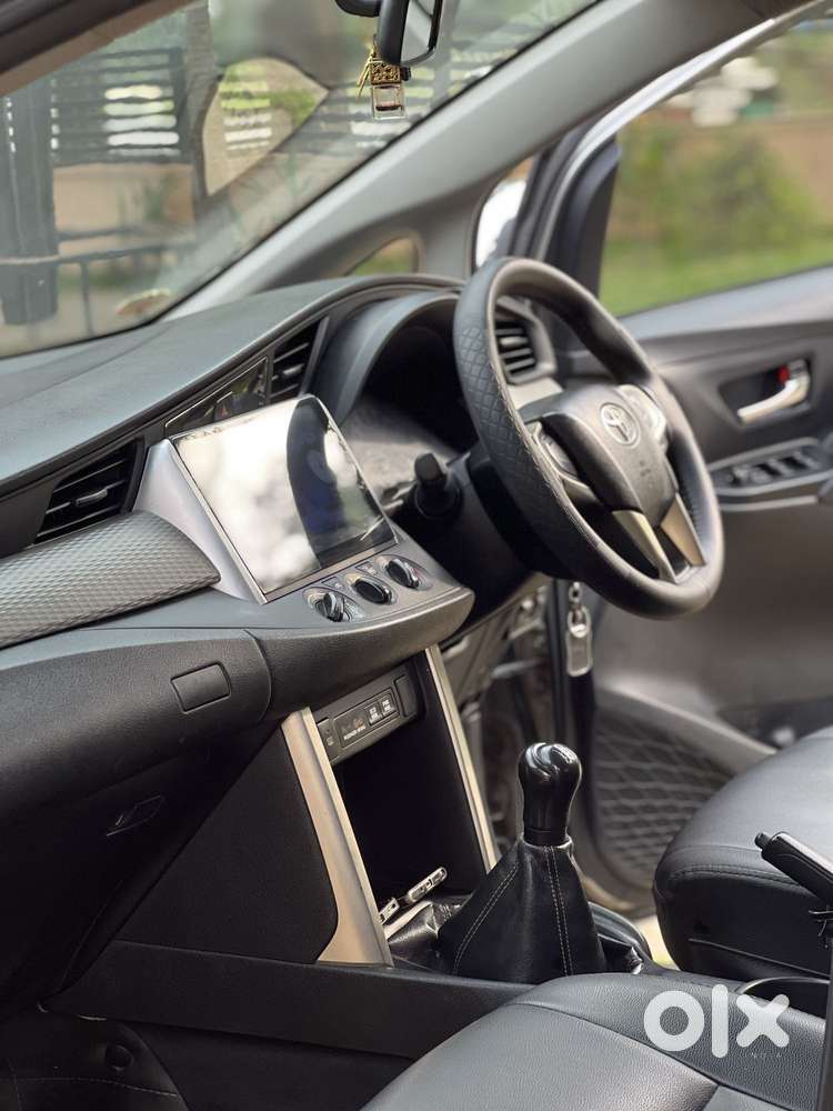 Toyota Innova Crysta 2.4 Gx Mt, 2016, Diesel