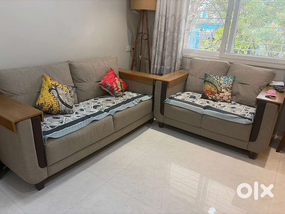 Wooden 3+2 sofa