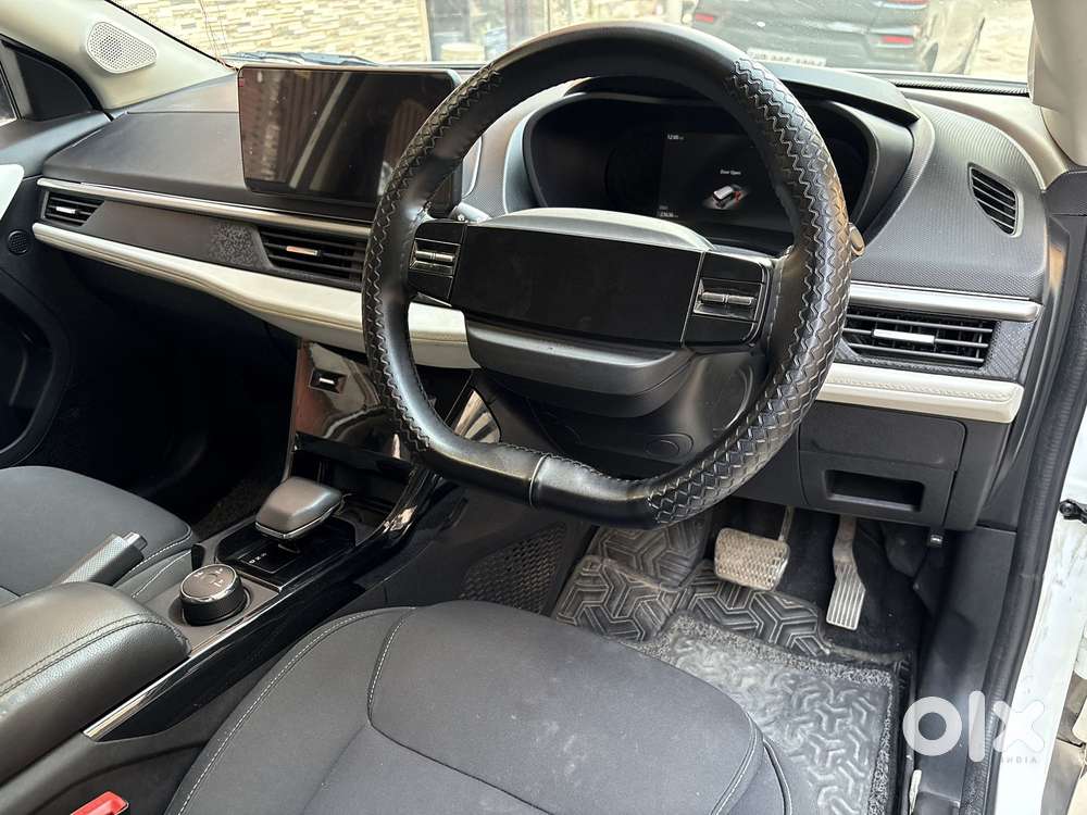 Tata Nexon Creative Plus 1.2 Revotron Petrol 6 Amt, 2024, Petrol