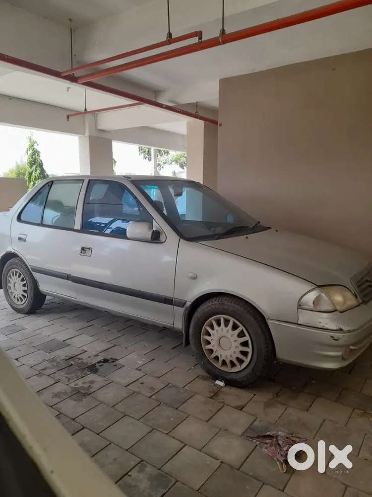 Maruti Suzuki Esteem 2007