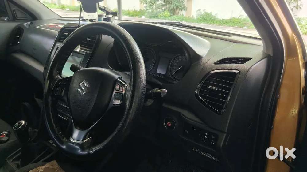 Maruti Suzuki Brezza 2016