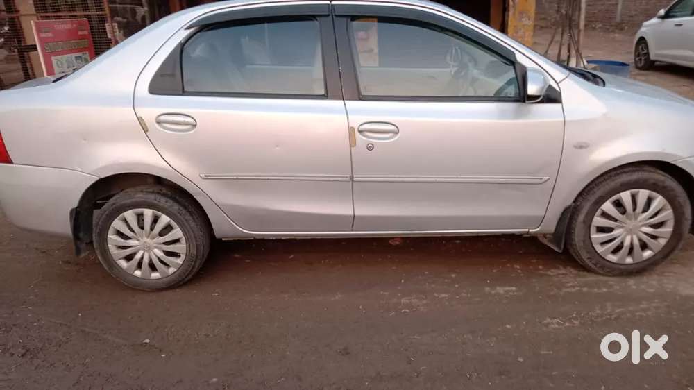 Toyota Etios 2014 Diesel 150000 Km Driven