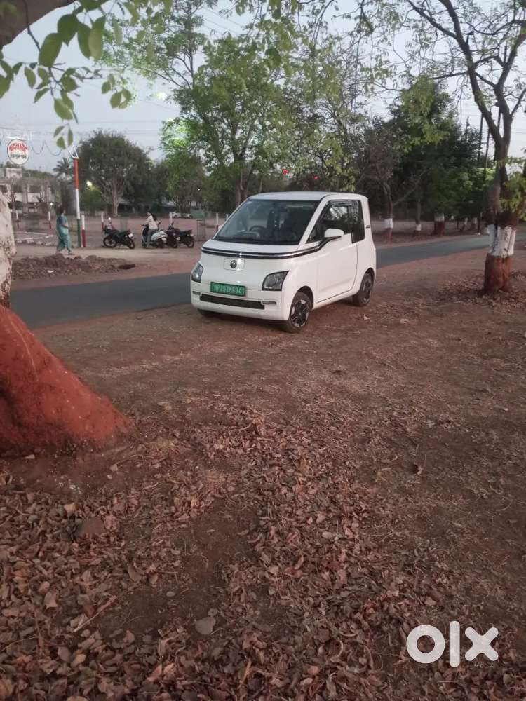 Mg Comet Ev 2025 Electric 5500 Km Driven