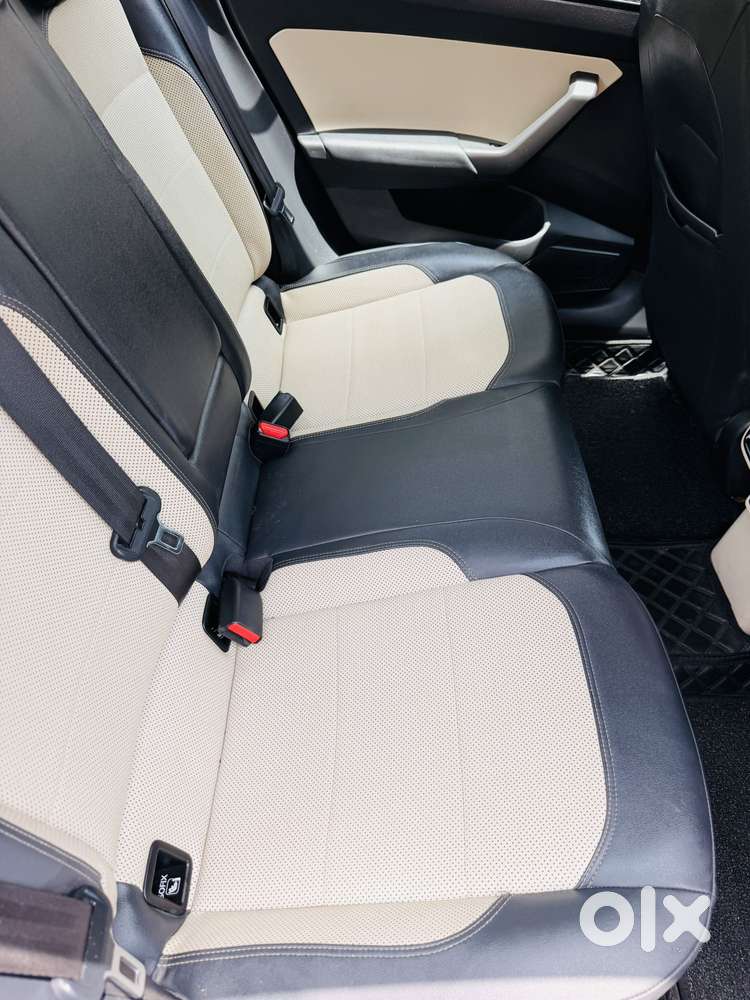 Skoda Slavia 1.0 Tsi Style At, 2024, Petrol