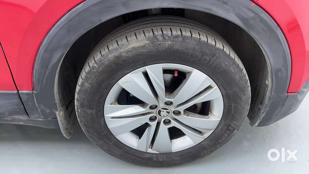 Skoda Kushaq Ambition 1.0l Tsi Mt, 2023, Petrol