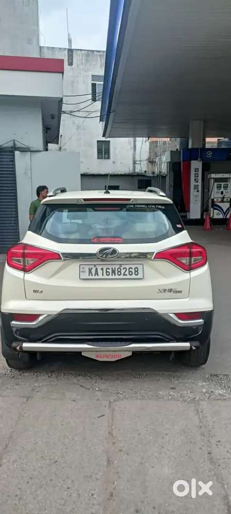 Mahindra Xuv300 2019 Diesel 120000 Km Driven