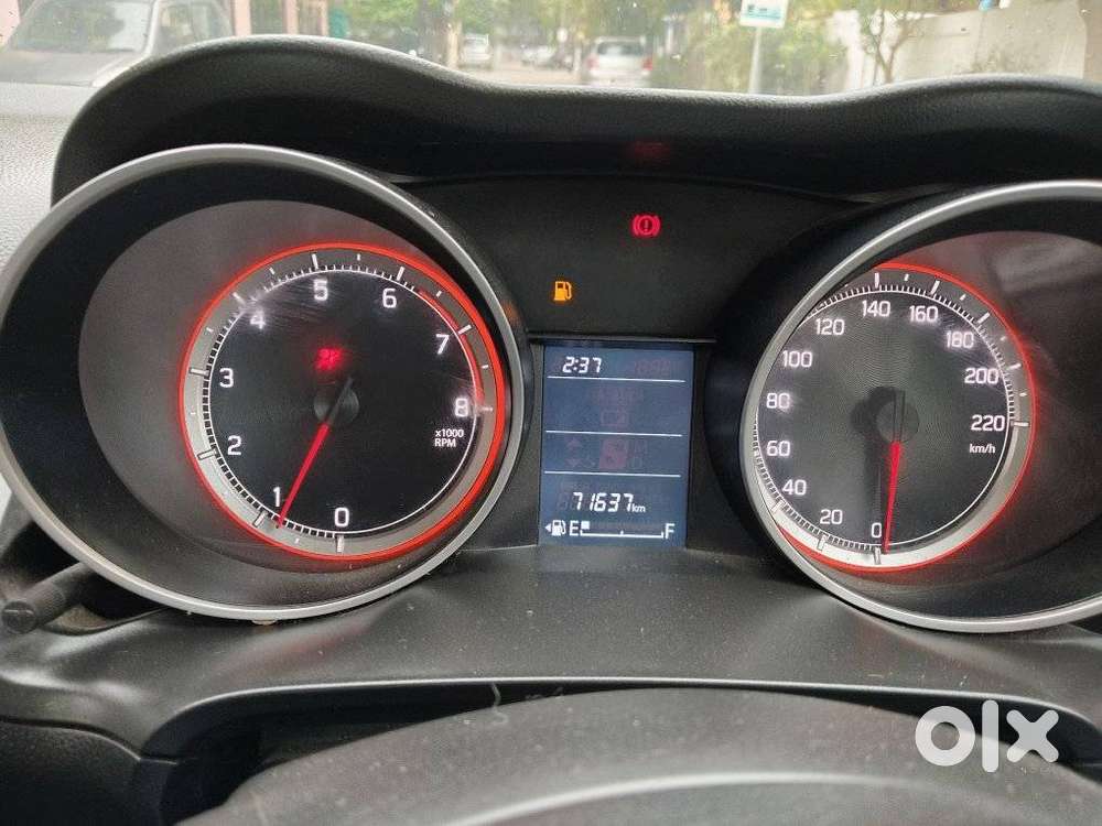 Maruti Suzuki Swift Vxi + Manual, 2021, Petrol