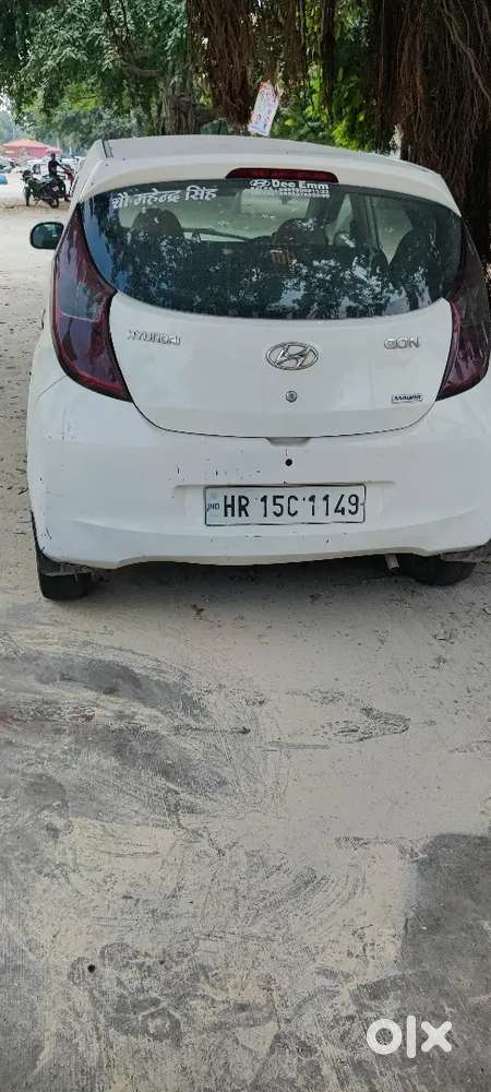 Hyundai Eon Magna 2015 Variant