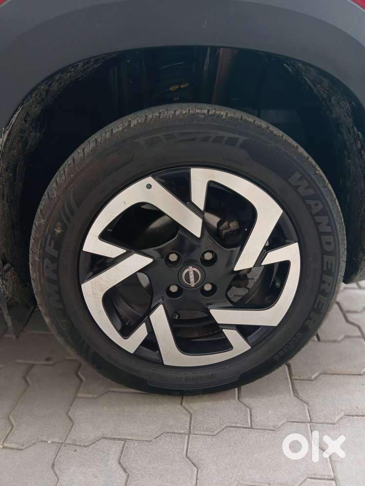 Nissan Magnite 1.0 Xv, 2022, Petrol