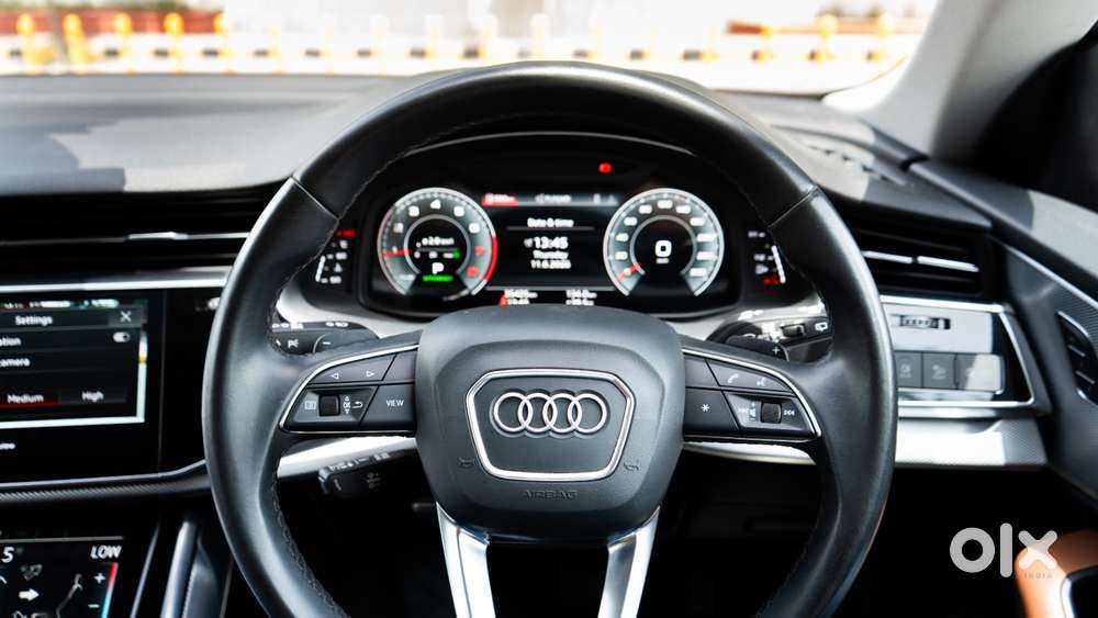 Audi Q8 3.0 Celebration Edition, 2022, Petrol