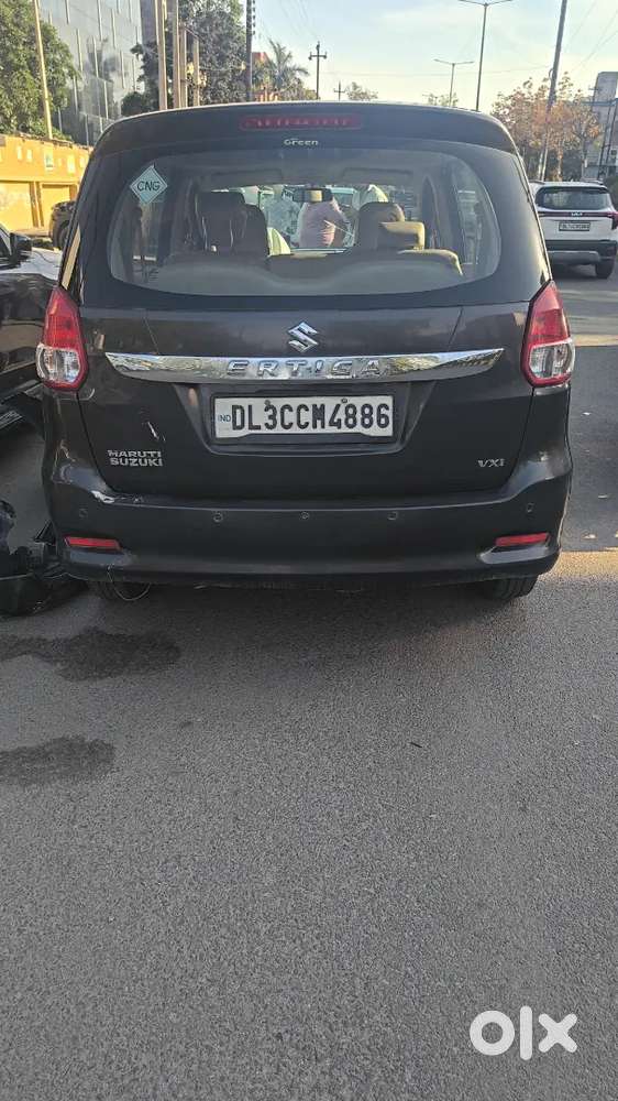 Maruti Ertiga Lxi 2017 Cng