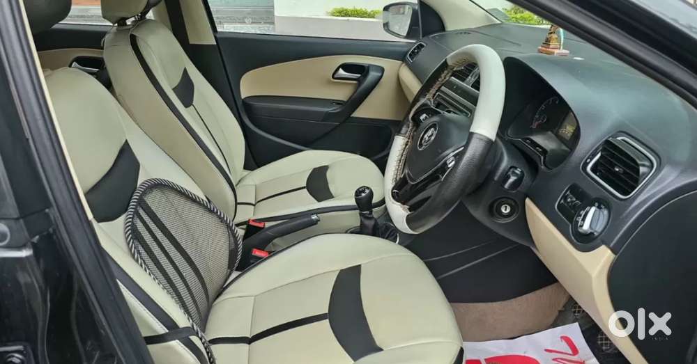 Volkswagen Polo Petrol Highline 1.2l, 2015, Petrol