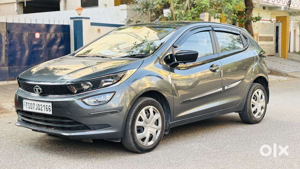 Tata Altroz 1.2 Xt, 2022, Petrol