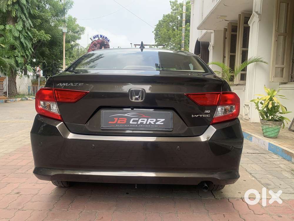 Honda Amaze 2nd Gen Vx, 2019, Petrol