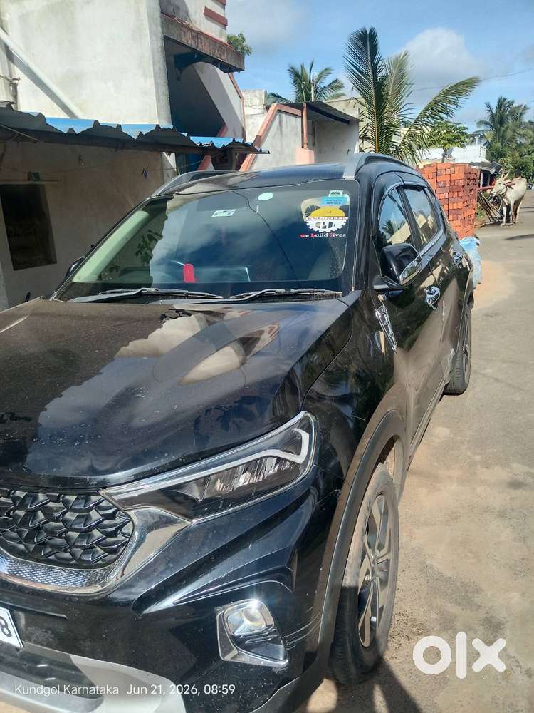 Kia Sonet 1.5l Diesel Imt, Single Hand Driven, Showroom Maintained Rec