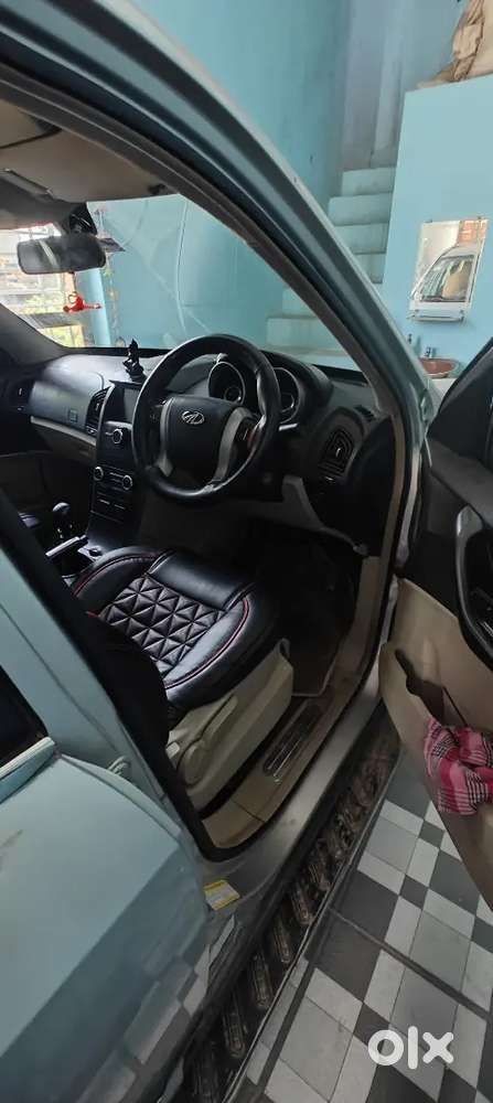 Mahindra Xuv500 2016 Diesel 900000 Km Driven