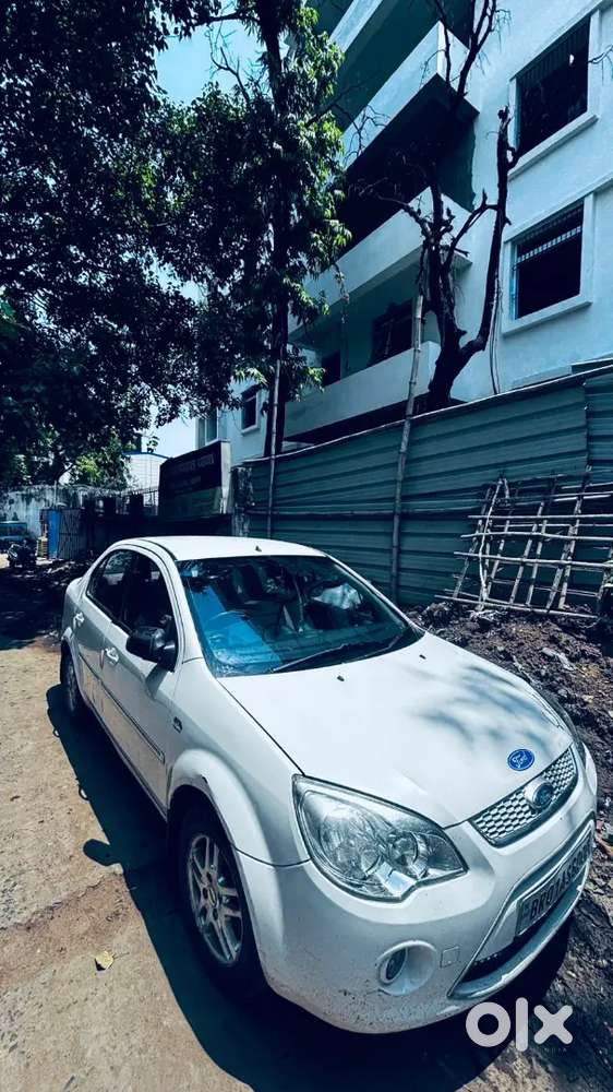 Ford Fiesta 2010 Petrol 50000 Km Driven