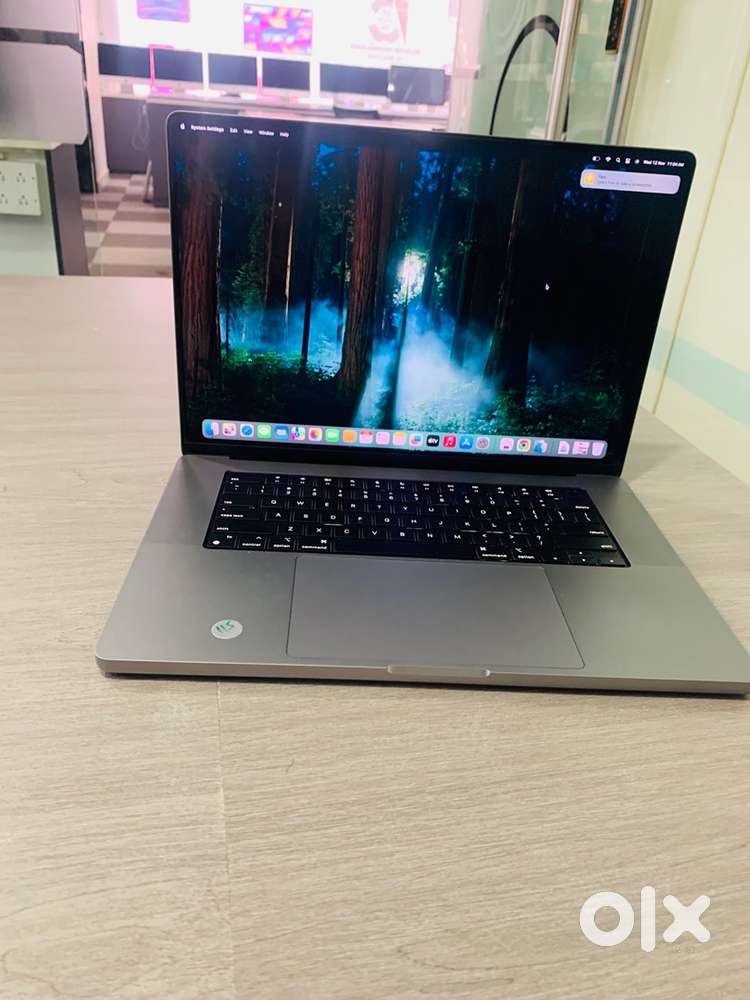 Apple MacBook Pro 2021 M1 Pro 32GB 1TB SSD A2485 WRNTY - Computers