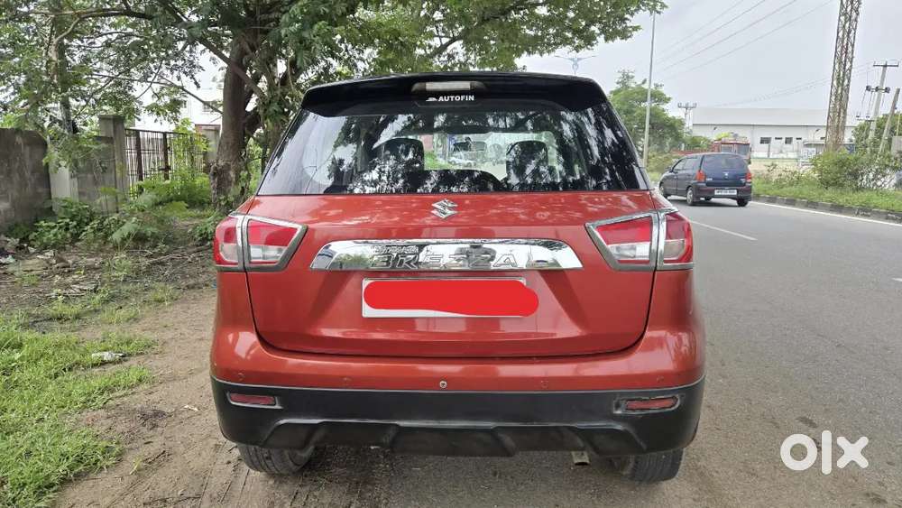 Maruti Brezza Vdi 2019 Amt Showroom Track