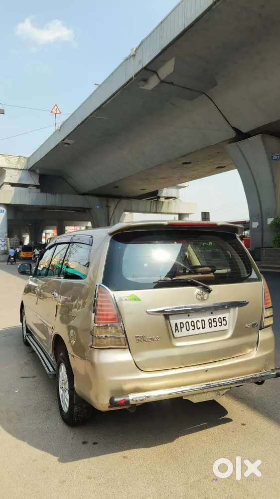 Toyota Innova 2.5 Vx 2011