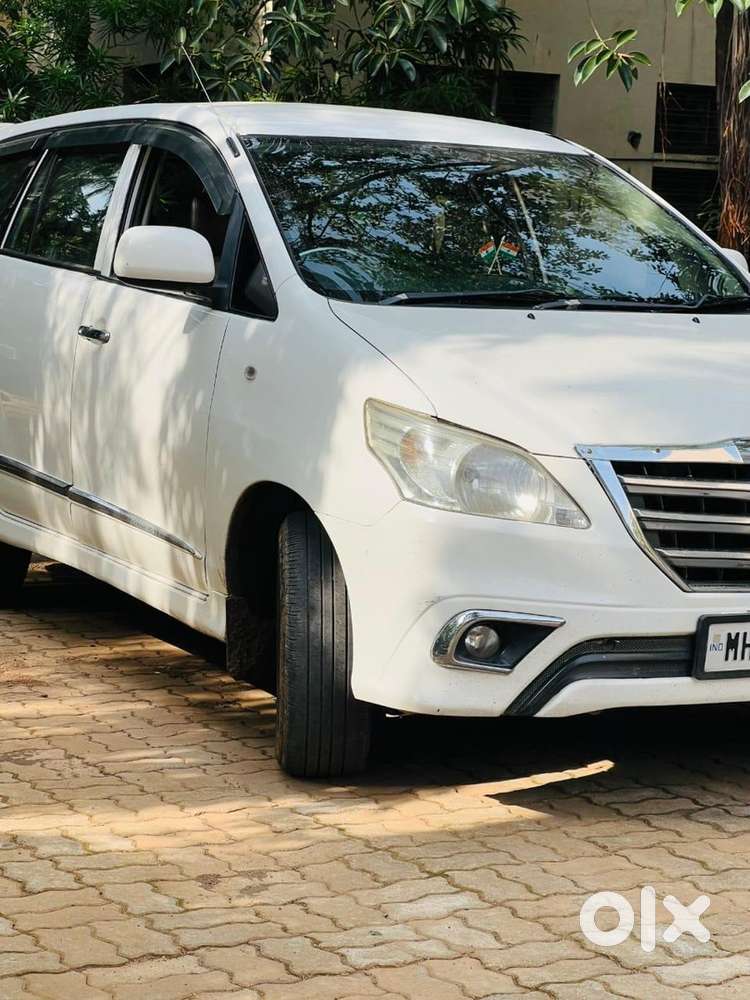 Toyota Innova 2015 Diesel Well Maintained