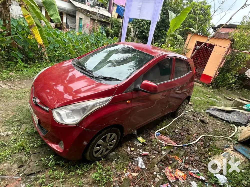 Hyundai Eon Magna + 2013 Petrol Manual