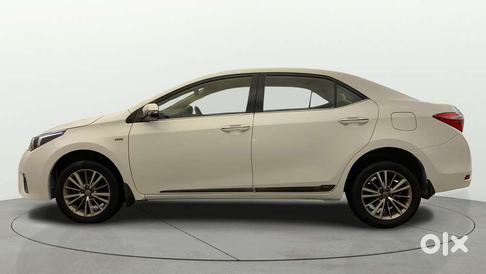 Toyota Corolla Altis Vl At, 2015, Petrol