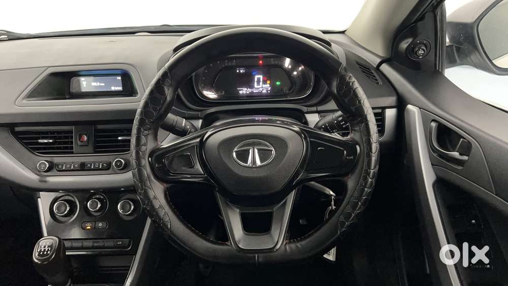Tata Nexon 1.2 Revotron Xm, 2022, Petrol