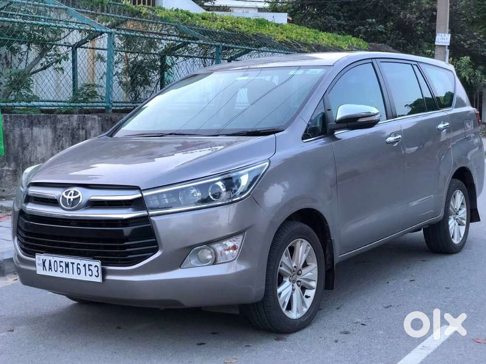 Toyota Innova Crysta 2.8z Automatic, 2016, Diesel