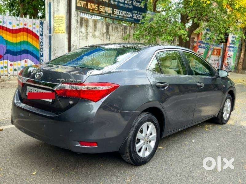 Toyota Corolla Altis