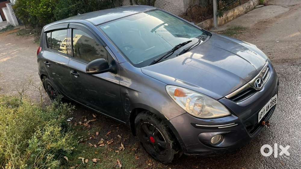 Hyundai I20 2012 Petrol 86000 Km Driven
