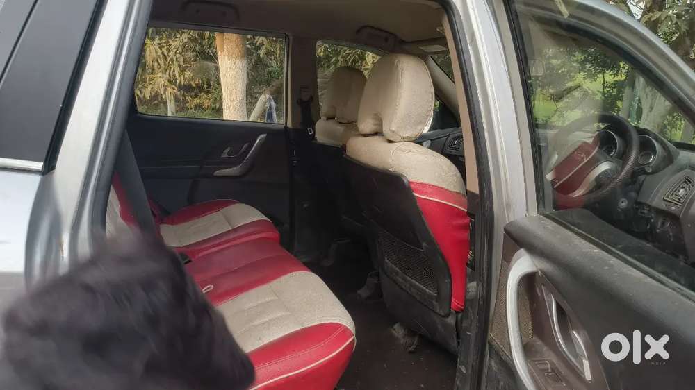Mahindra Xuv500 2014 Diesel 80000 Km Driven